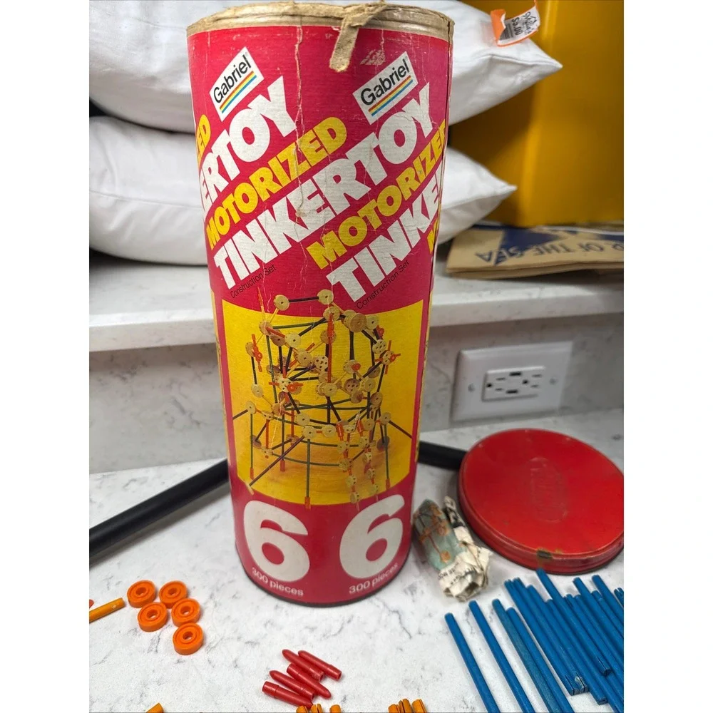 Vintage Gabriel Motorized‎ Tinkertoy Construction Set 66 Wood Plastic 300 Pieces